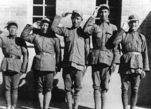 韩吃瓜外号红军,揭秘韩吃瓜背后的传奇故事