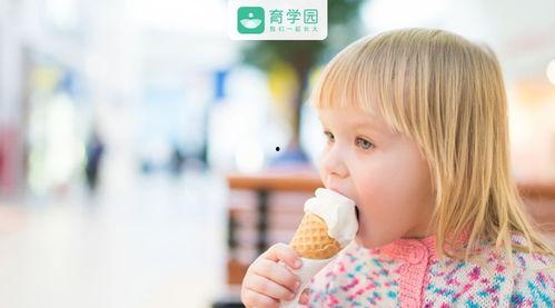 吃瓜呛到嗓子难受,揭秘嗓子不适的尴尬瞬间