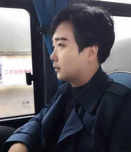 虎牙澈澈吃瓜,揭秘网络红人的幕后故事